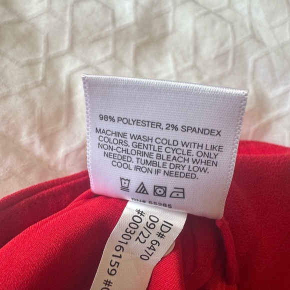 Express Red Super High Rise Stylist Tailored Shorts - Picture 6 of 7